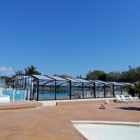 Mobil-Home Climatise Avec Piscine Aureilhan  Exterior photo